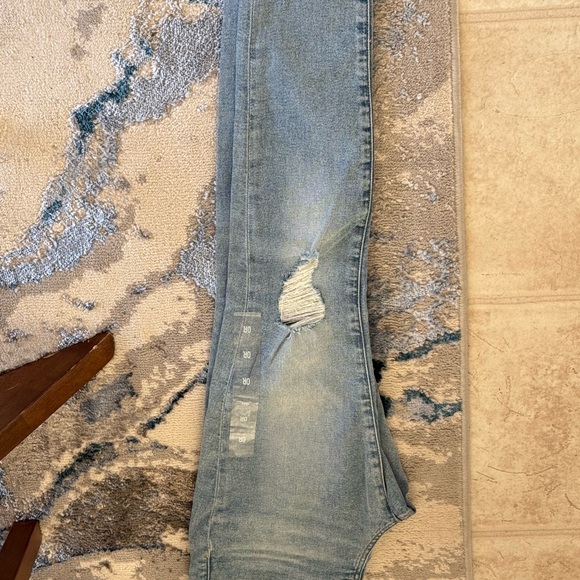 Express NWT Skinny high rise, hyper stretch Jeans 0R. - Picture 2 of 9